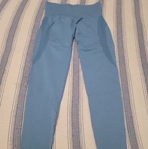 NVGTN contour seamless leggings in size L, blue